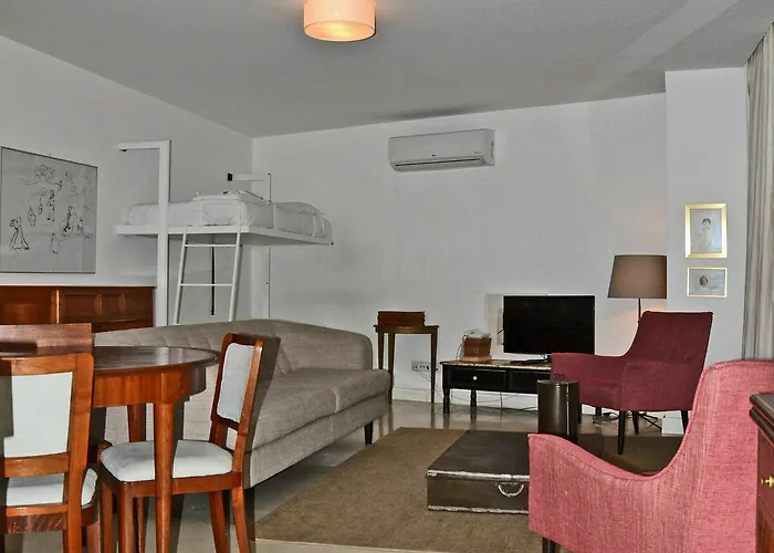 Aparthotel My Serviced - Principe Real Lisbona