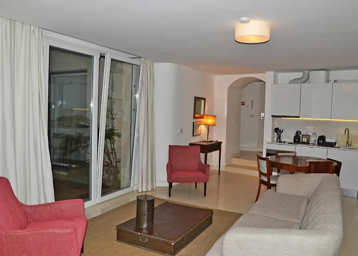 My Serviced - Principe Real Aparthotel 4*