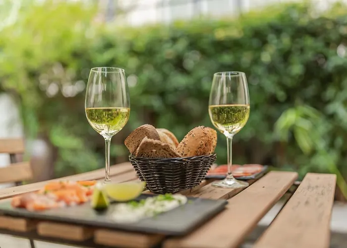 My Serviced - Principe Real Aparthotel Lisbona